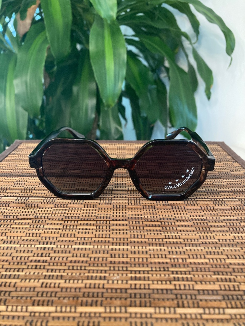 Multi Color Dark Brown Angular Round Vintage Frame Sunglasses (5606)